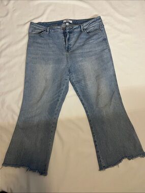Light Wash Wide Leg Jeans - Classic Denim Flare
